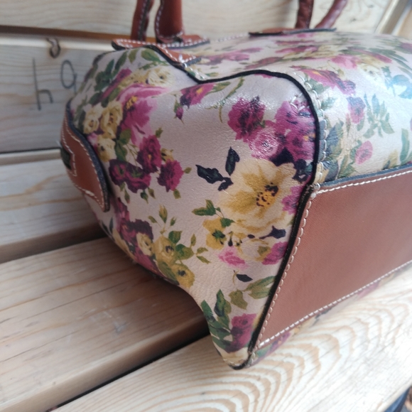 PATRICIA NASH ANTIQUE ROSE FLORAL HANDBAG NWOT - Picture 6 of 10